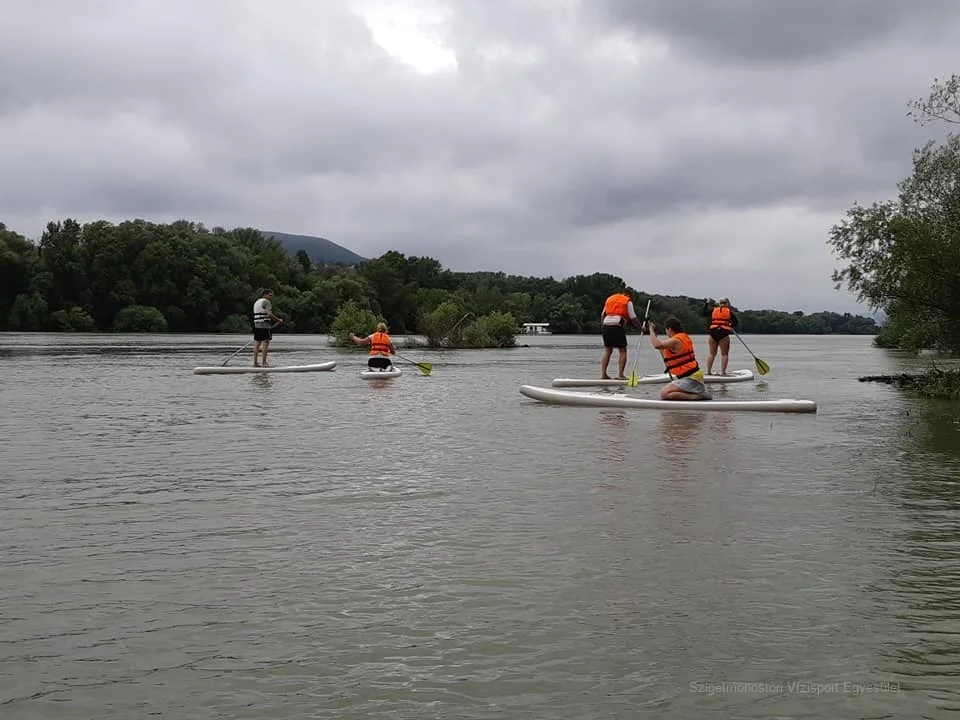 SUP bérlés - Szigetmonostor